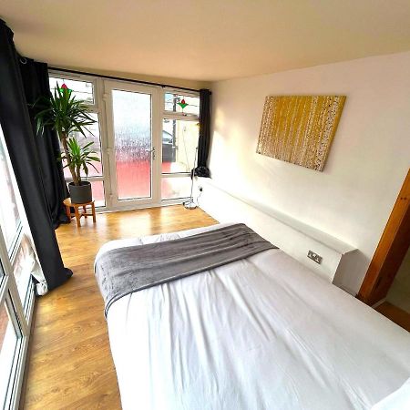 Elegant 2 Bedroom Chalet Edimburgo Esterno foto