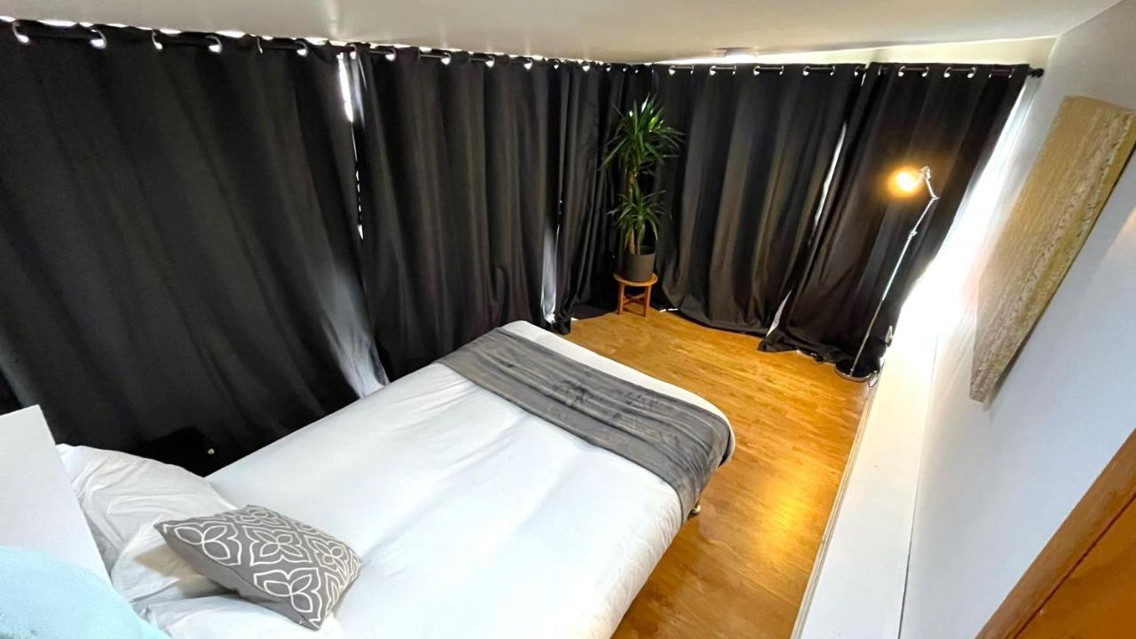 Elegant 2 Bedroom Chalet Edimburgo Esterno foto